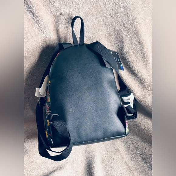 New Funko POP Marvel: The Infinity Saga Blacklight Backpack - Picture 3 of 6